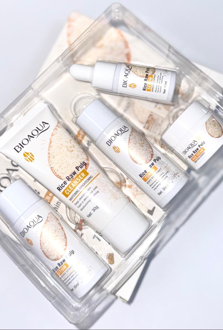 KITS DE CUIDADO FACIAL, MASCARILLAS Y EXFOLIANTES