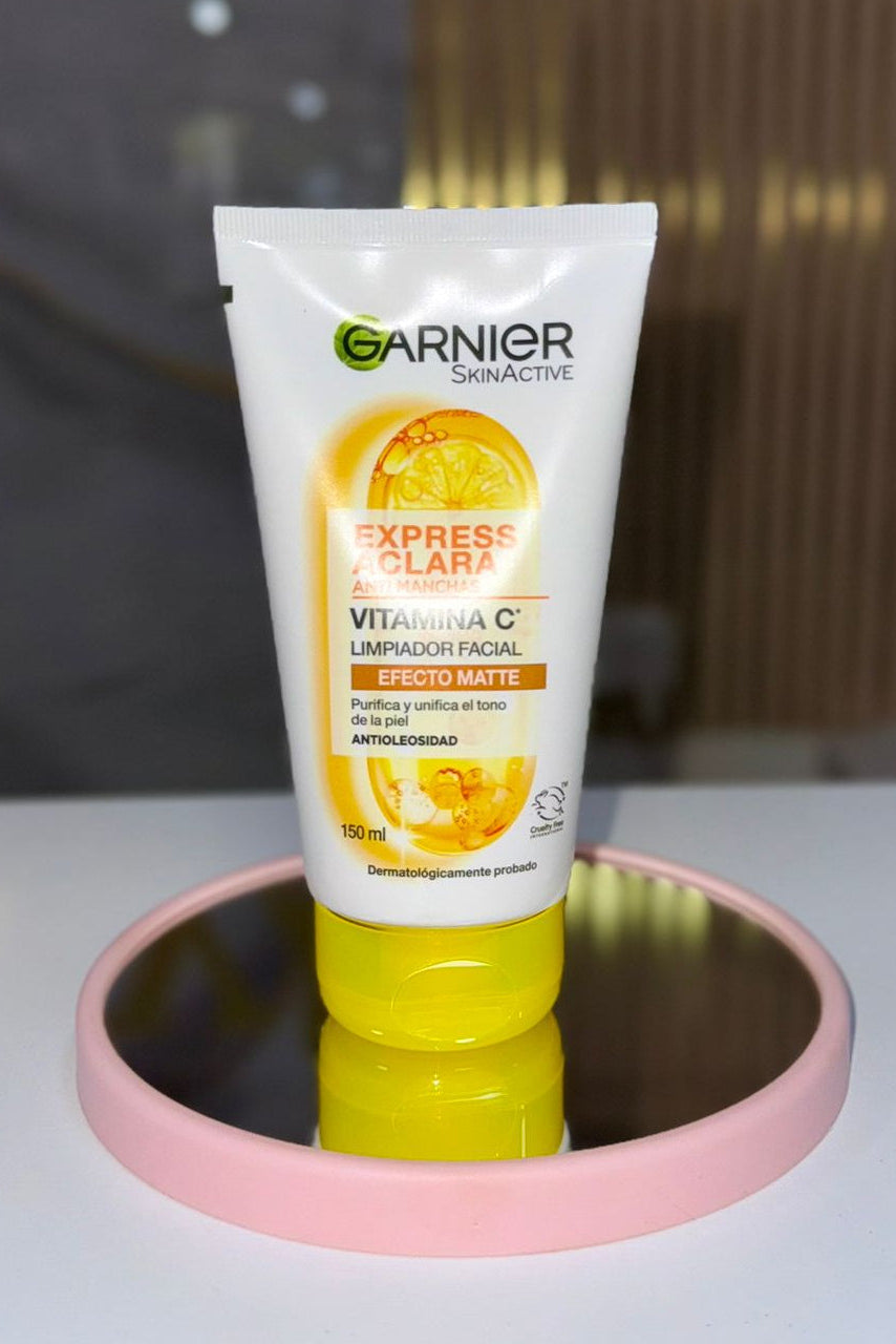 JABON FACIAL MATIFICANTE GARNIER EXPRESS ACLARA