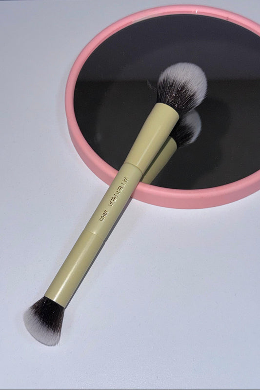 BROCHA DUO GLAM 5 PARA POLVO Y CORRECTOR