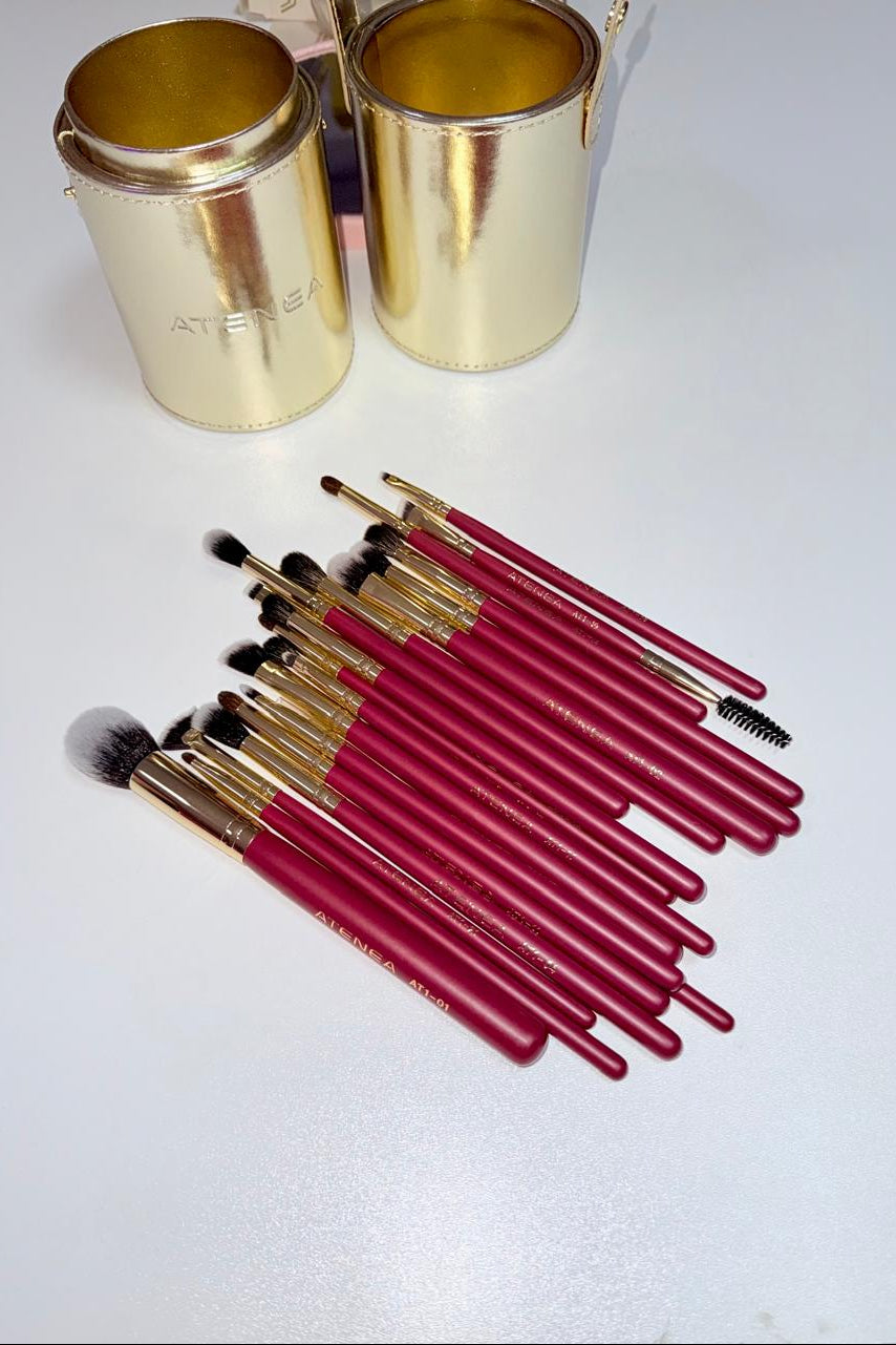 KIT DE BROCHAS PARA OJOS SCARLET ATENEA