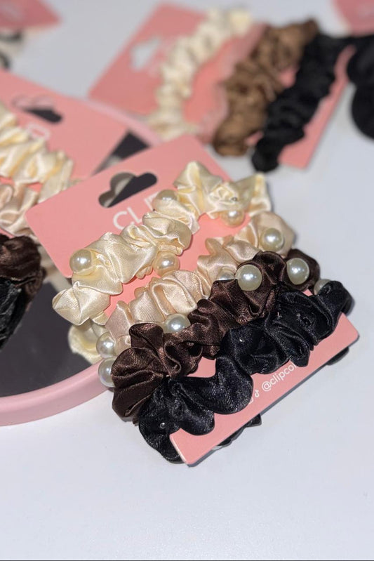 SCRUNCHIES CON PERLAS X 4 UNIDADES