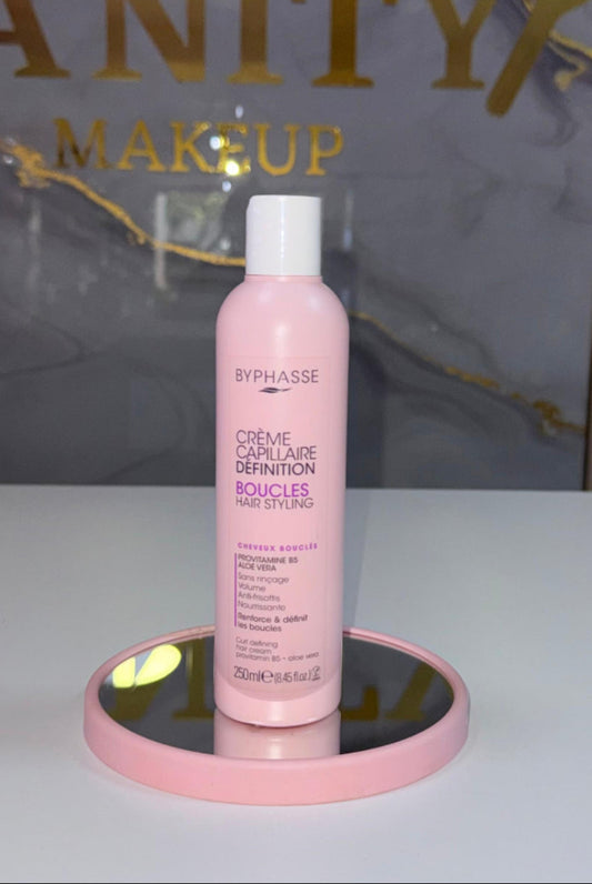 CREMA PARA PEINAR CABELLO RIZADO BYPHASSE