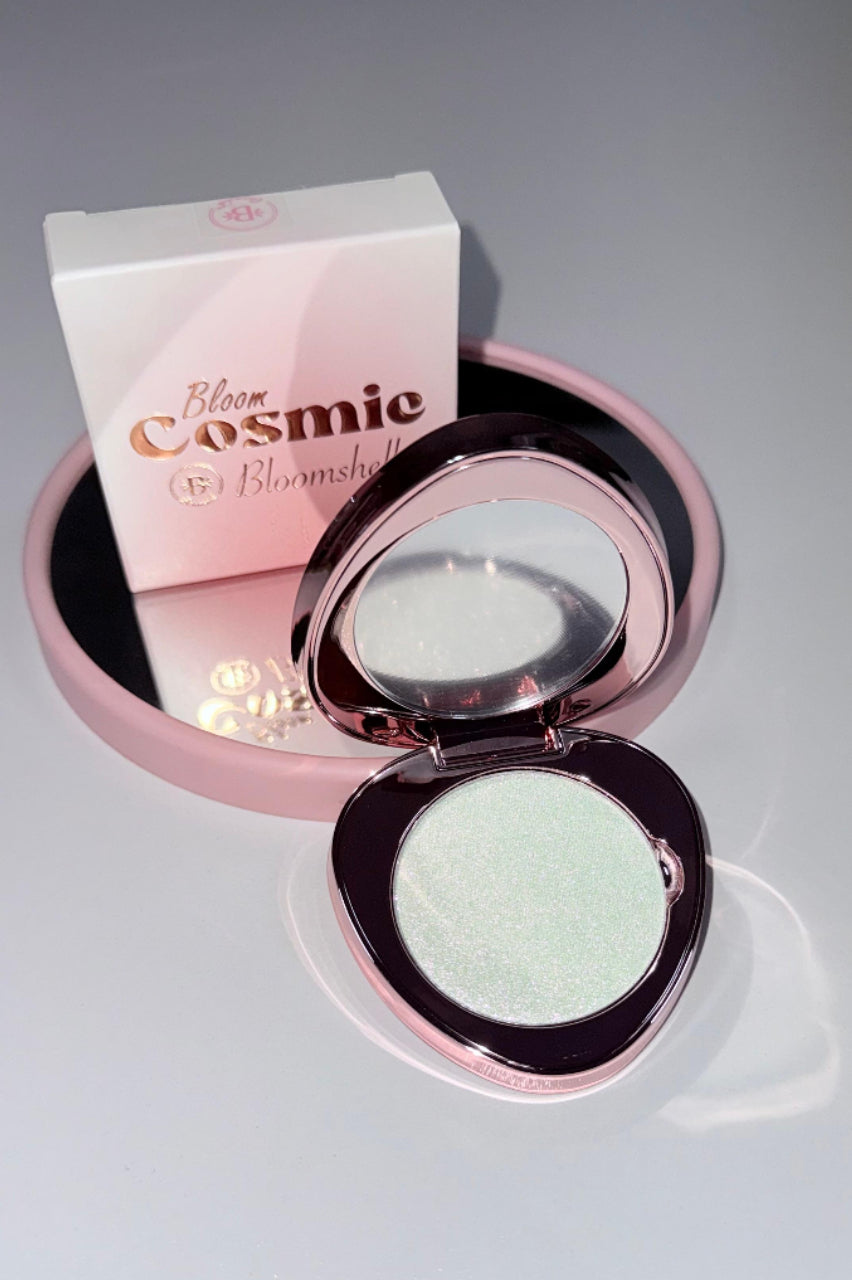 ILUMINADOR COSMIC BLOOMSHELL