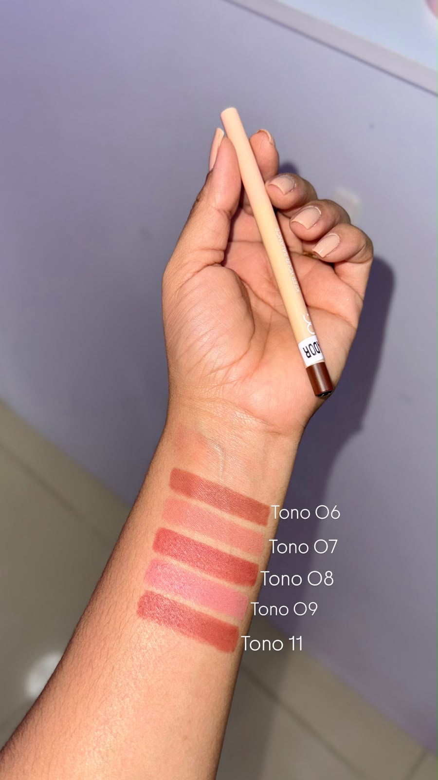 DELINEADOR DE LABIOS OG