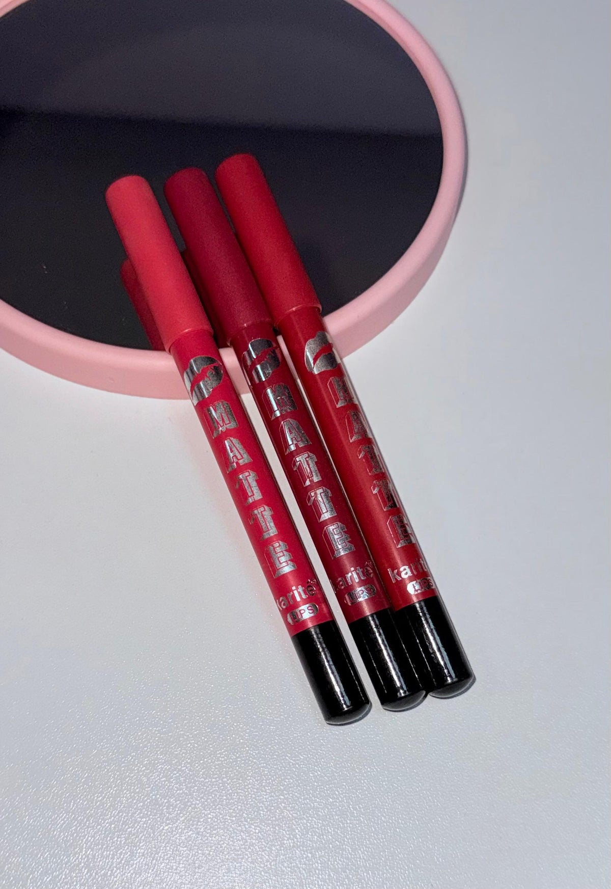 DELINEADOR DE LABIOS KARITE