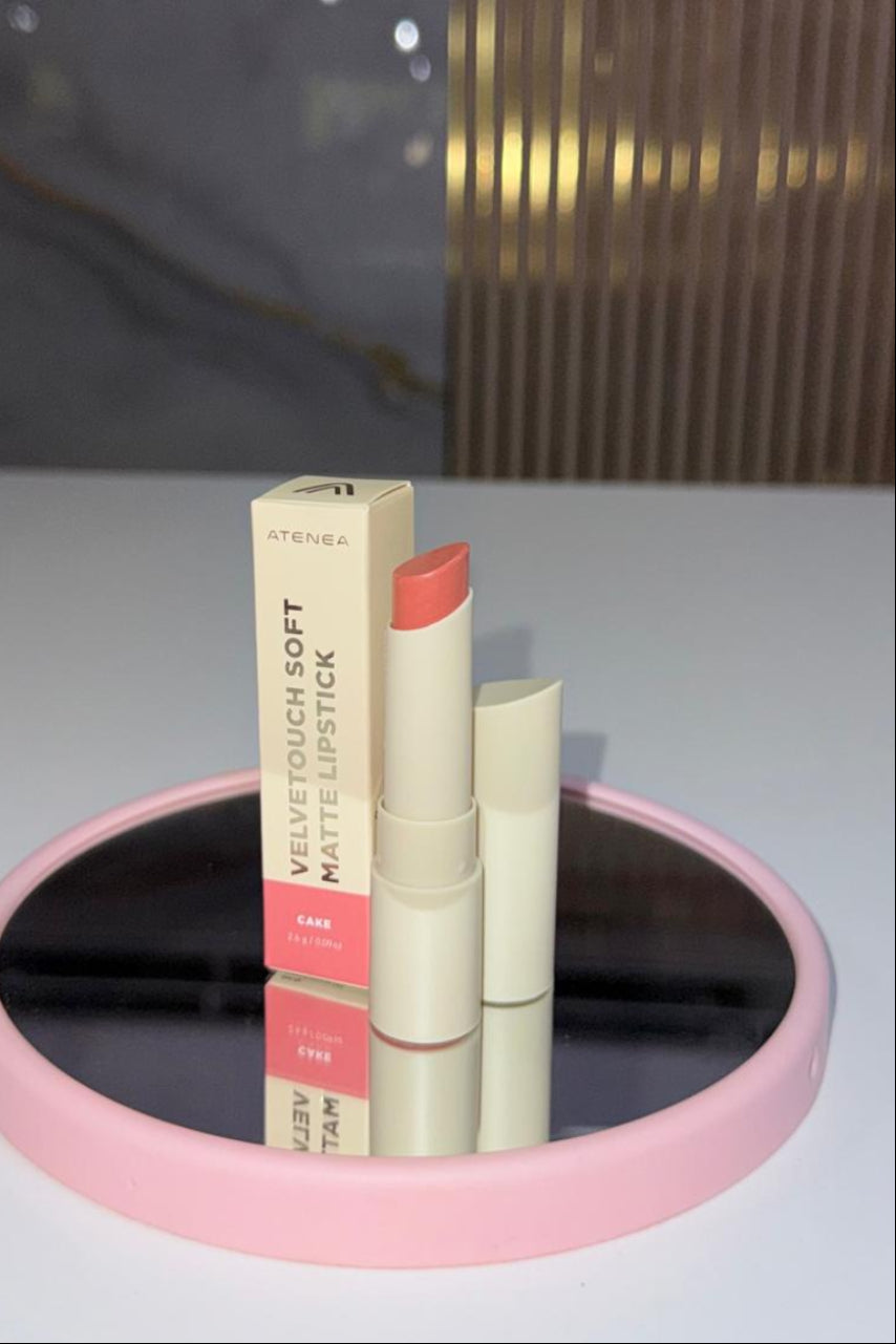 LABIAL VELVET EN BARRA ATENEA